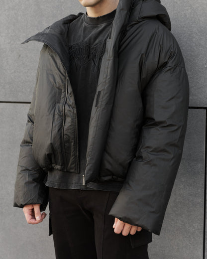 PUFFER JACKET IN JET BLACK